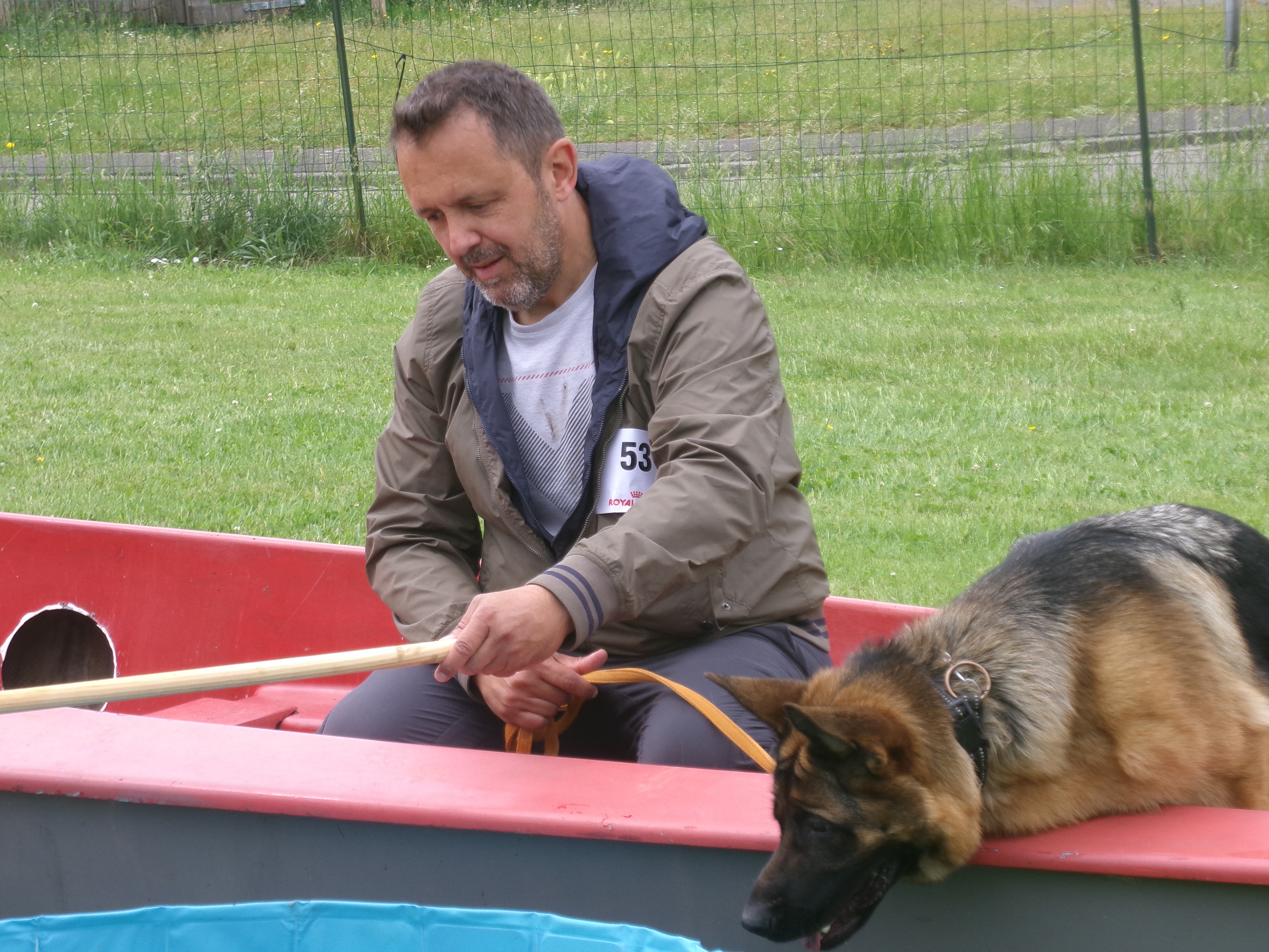Photo 28 de Intervilles 2026 · Maîtres & Chiens